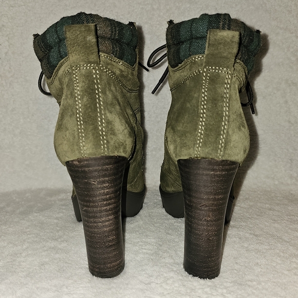 NINE WEST Army Green and Plaid Lace Up High Heel Ankle Boots - Picture 4 of 9